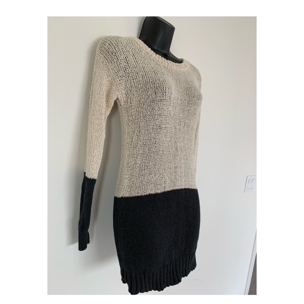 French Connection💕Color Block Sweater - Picture 3 of 3